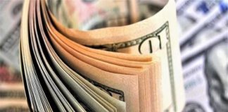 Η τουρκική οικονομία συνεχίζει να βαδίζει στην κόψη του ξυραφιού